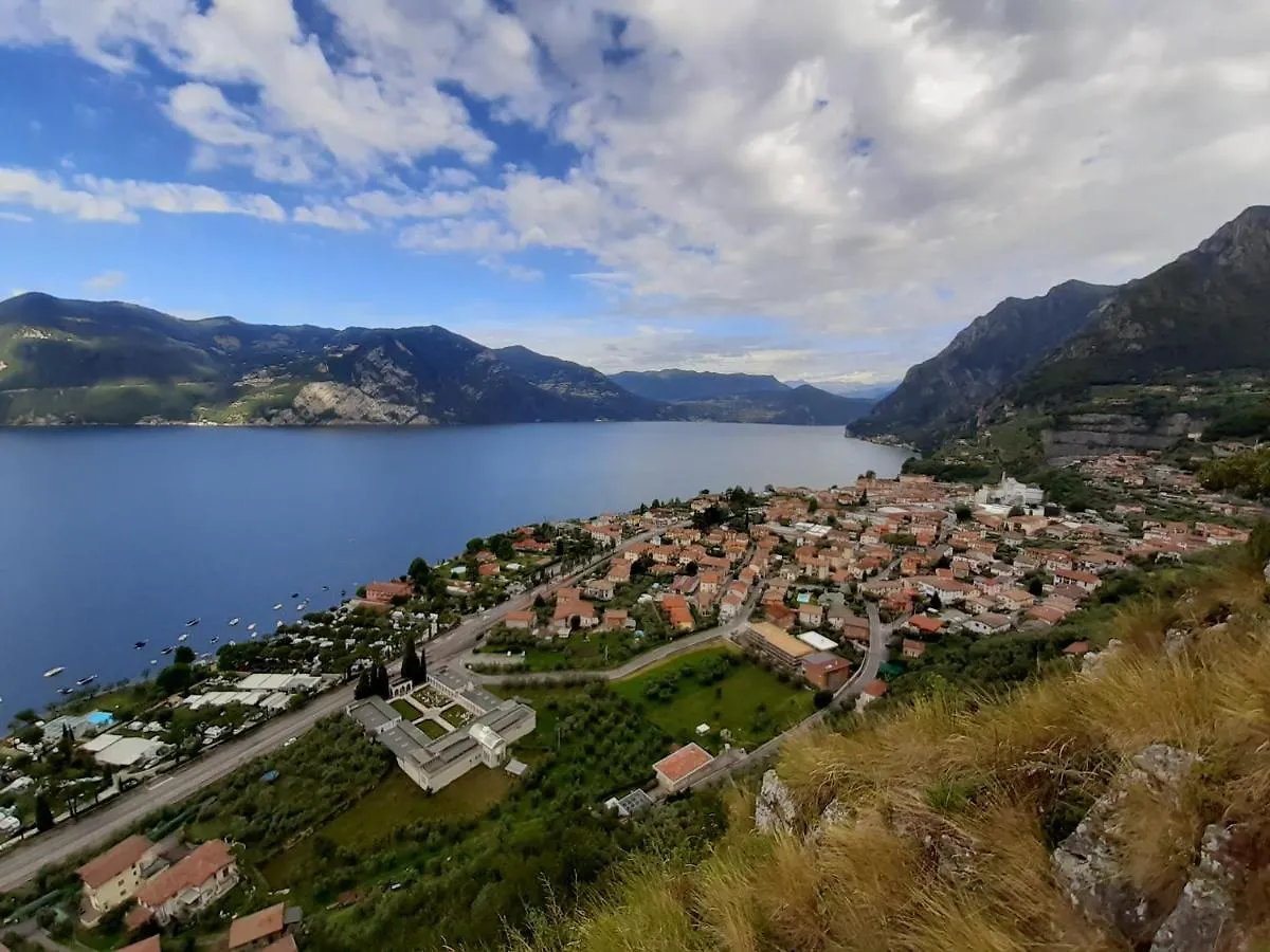 Casa Vacanze La Gabbianella Marone 0*,  Italy