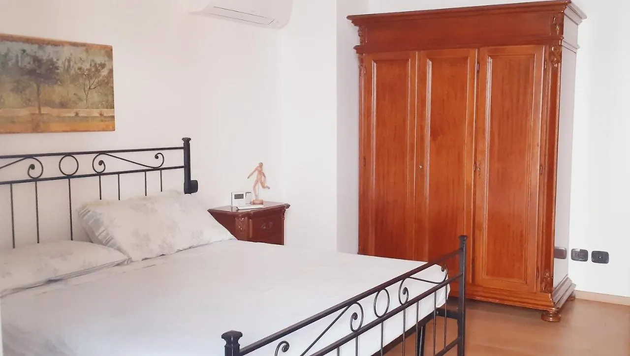 Holiday home Casa Vacanze La Gabbianella Marone