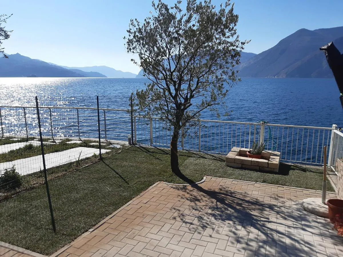 Casa Vacanze La Gabbianella Marone