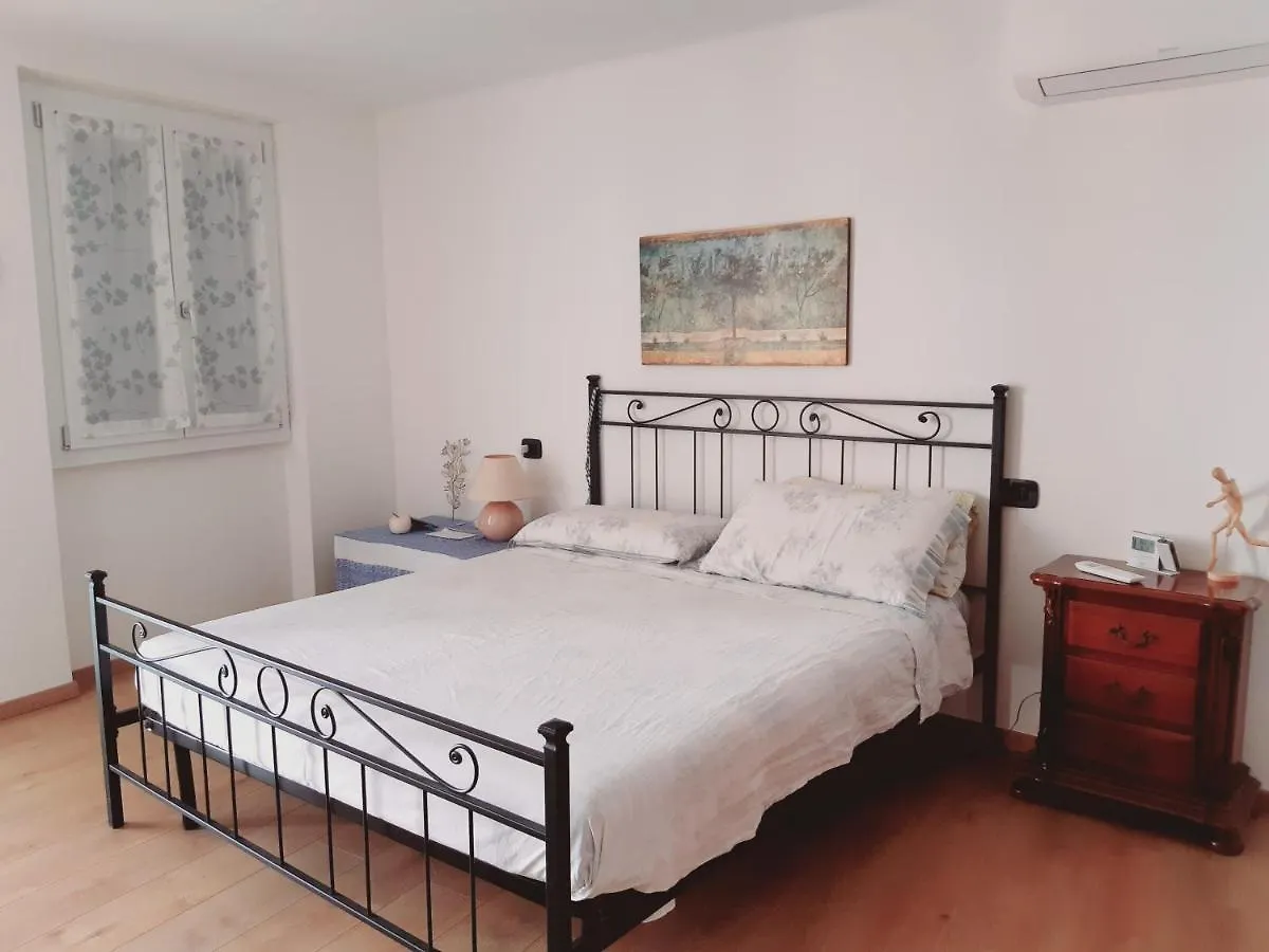 Casa Vacanze La Gabbianella Marone